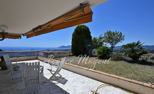 Apartment in Maurice Jeanpierre, Le Cannet, France 1