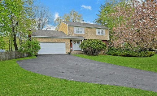 House in Valhalla, New York, United States 1
