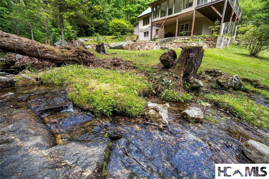 House in Highlands, North Carolina, United States 3 - 17992944