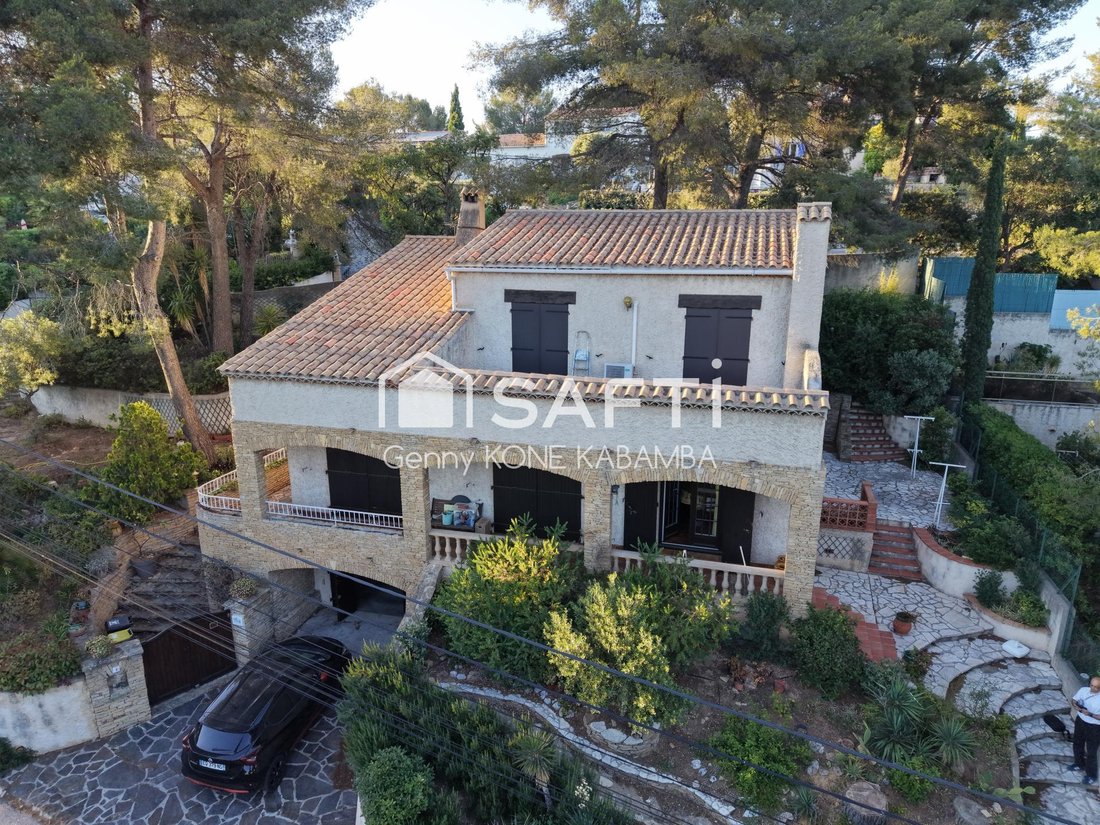 House in Coste Chaude-Mauveou, La Seyne-sur-Mer, France 1 - 17957635