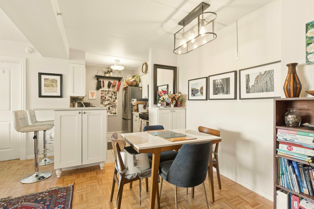 Co Op in New York, New York, United States 3 - 17989115