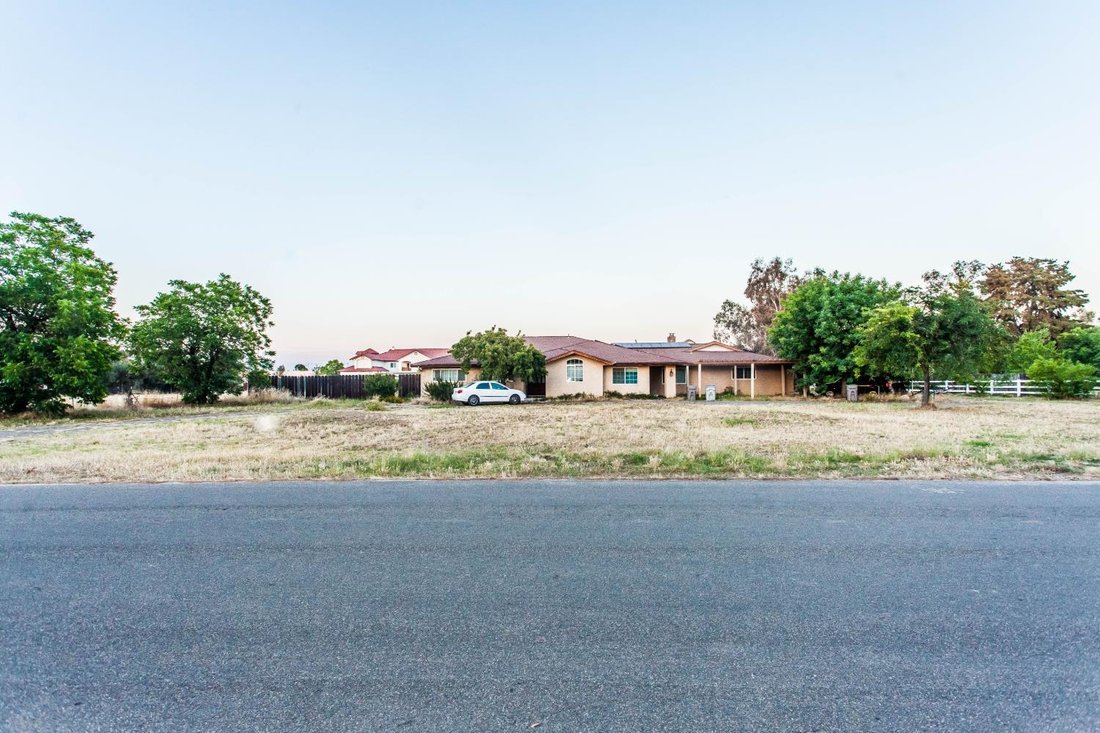 House in Clovis, California, United States 1 - 17994171