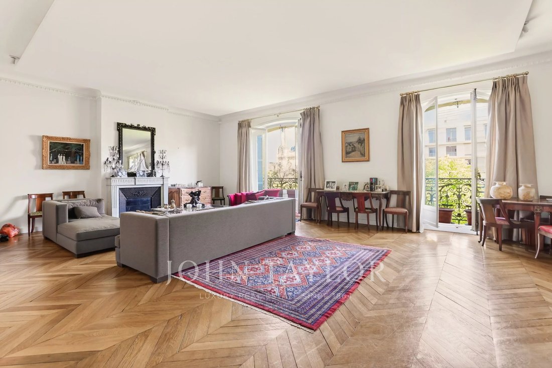 Apartment in Porte Dauphine, Paris 16e Arrondissement, Paris 2 - 17993672