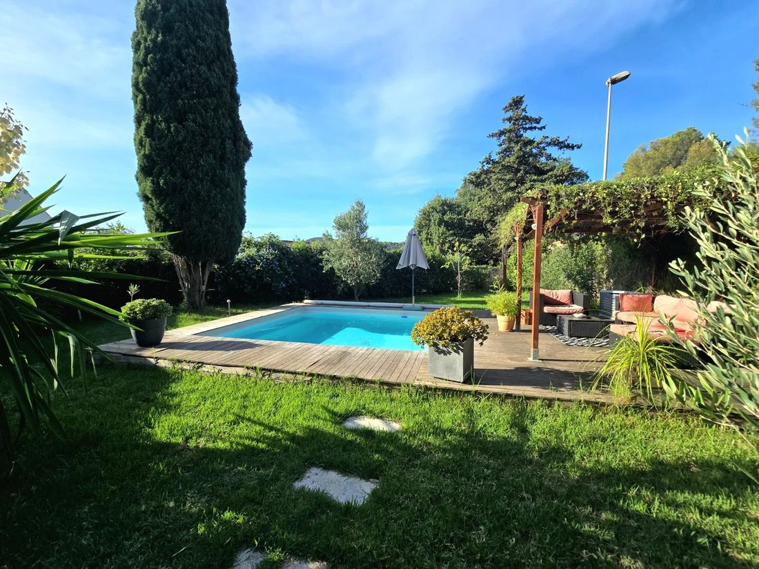 House in Centre, Bormes-les-Mimosas, France 1 - 17993570