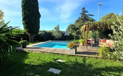 House in Centre, Bormes-les-Mimosas, France 1