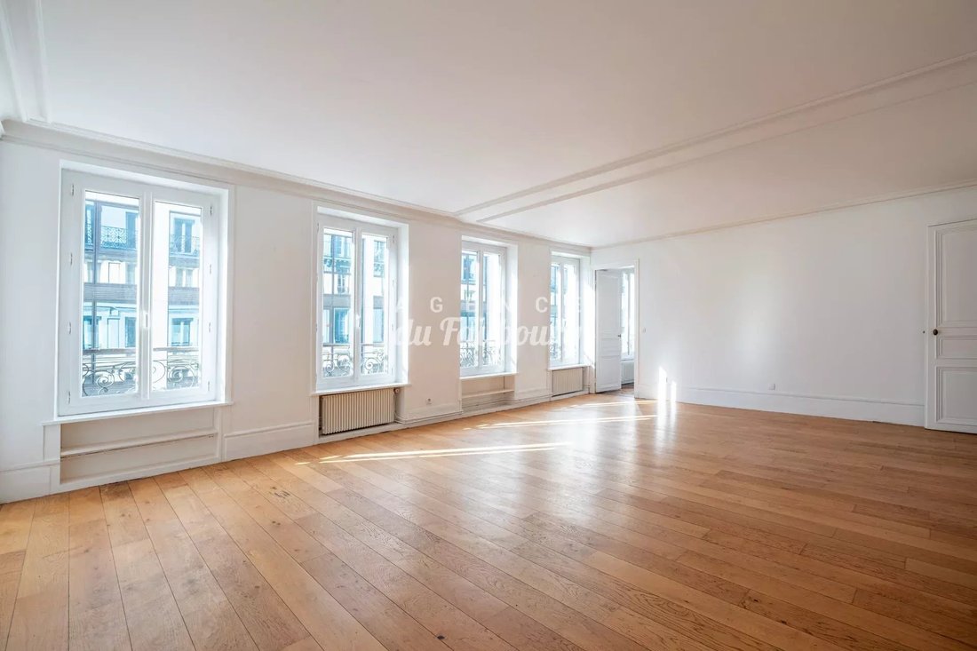 Appartement à Saint Vincent de Paul-Lariboisière, Paris 10e Arrondissement, Paris 2 - 17993592