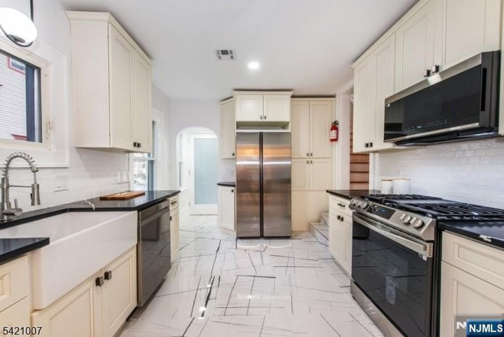 House in South Orange, New Jersey, United States 4 - 17998829