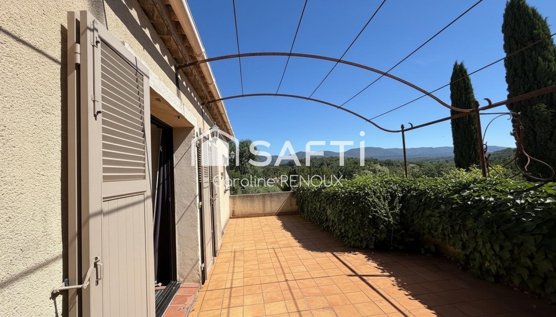 House in Cadenet, Provence-Alpes-Côte d'Azur, France 4 - 17992698