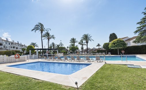 Appartamento a Marbella, Andalusia, Spagna 1