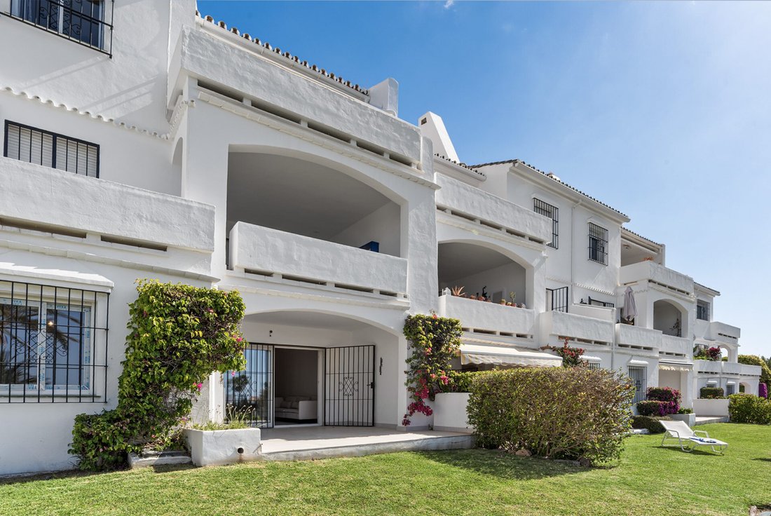 Apartment in Marbella, Andalusia, Spain 2 - 17991659