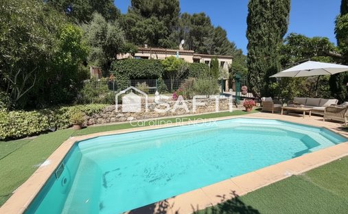 House in Cadenet, Provence-Alpes-Côte d'Azur, France 1