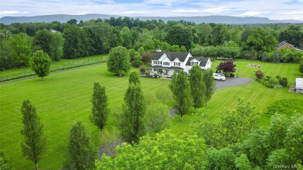 House in Montgomery, New York, United States 1 - 17998835