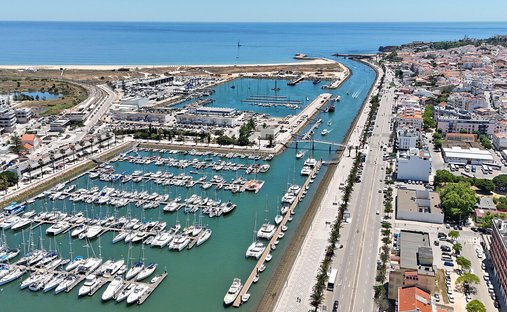 Apartment in Praia De Porto Mós, Sao Goncalo de Lagos, Algarve 1