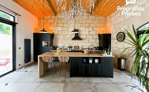 Villa in Cambes, Nouvelle-Aquitaine, France 1