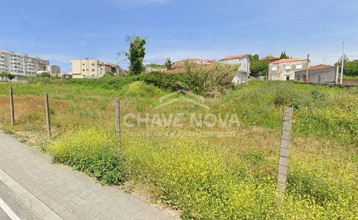Land in Santa Marinha e Sao Pedro da Afurada, Porto District, Portugal 1