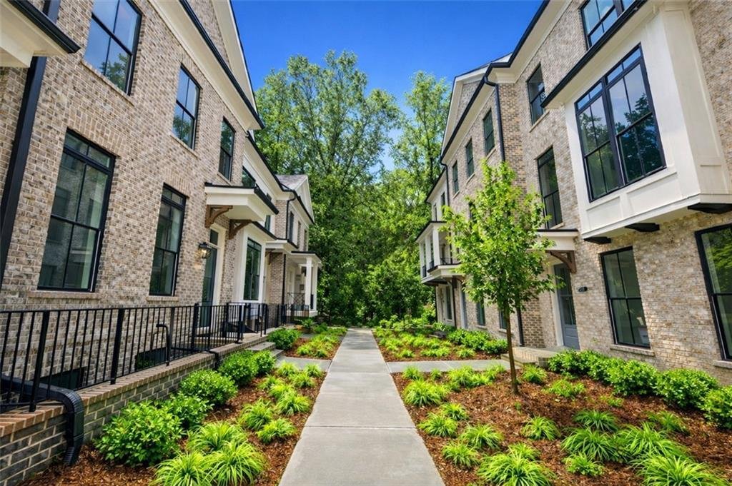 Townhouse in Alpharetta, Georgia, United States 5 - 17764313