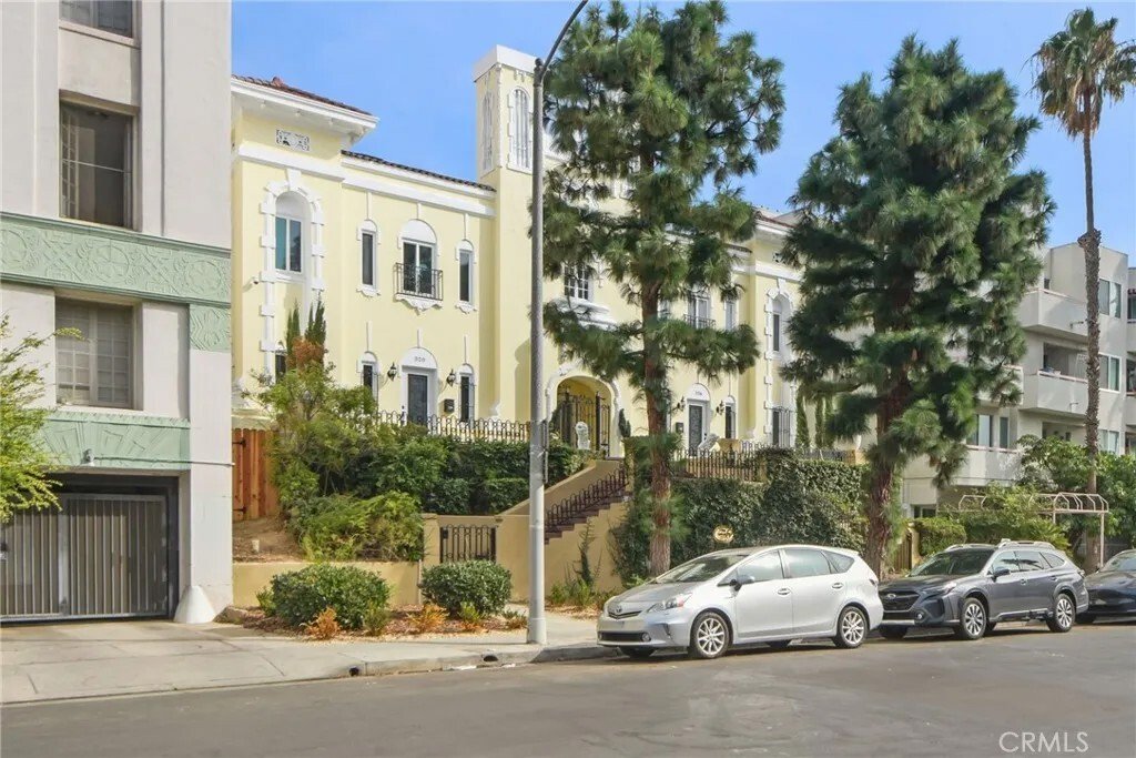 Condo in Los Angeles, California, United States 2 - 17994648