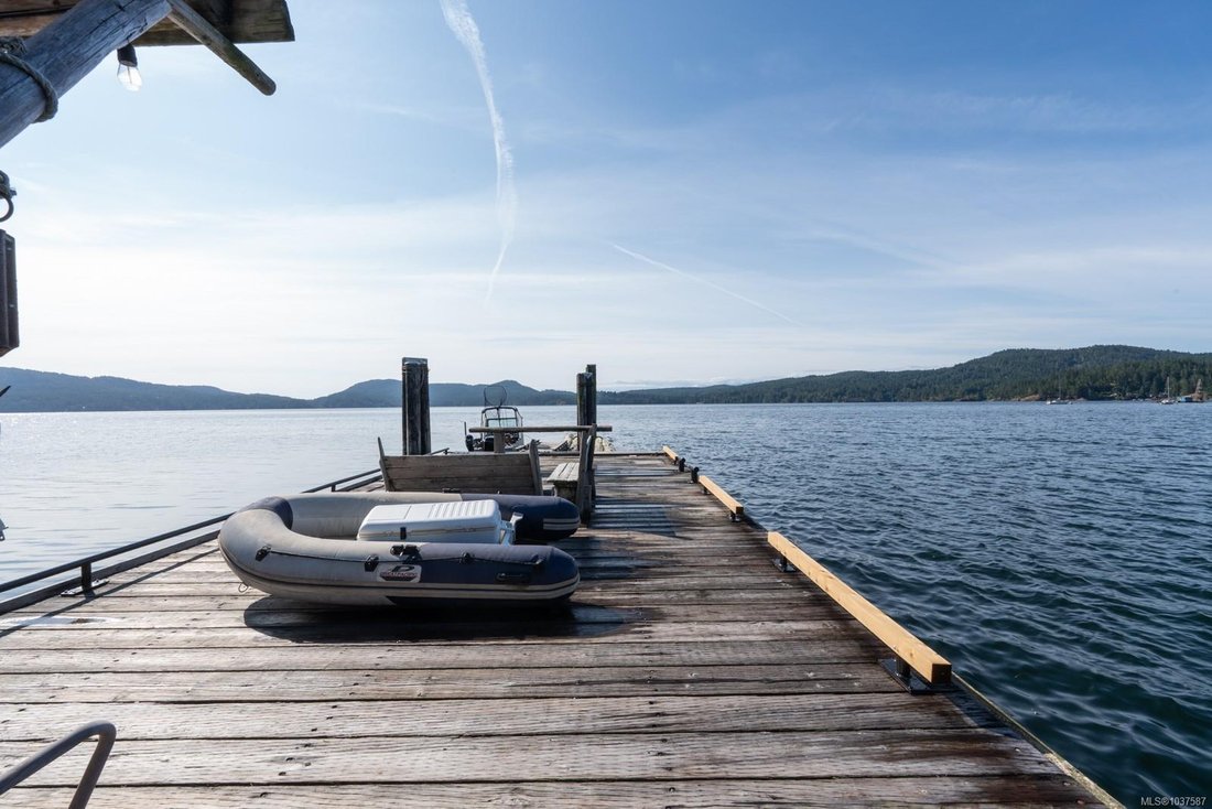 House in Sooke, British Columbia, Canada 3 - 17998318
