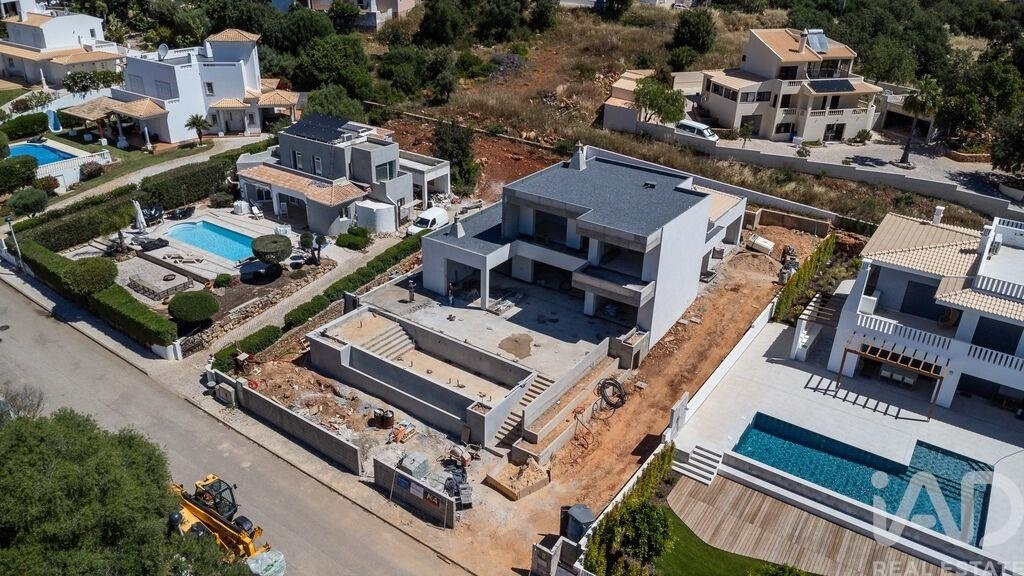 Townhouse in Olhos de Agua, Algarve, Portugal 1 - 16051482