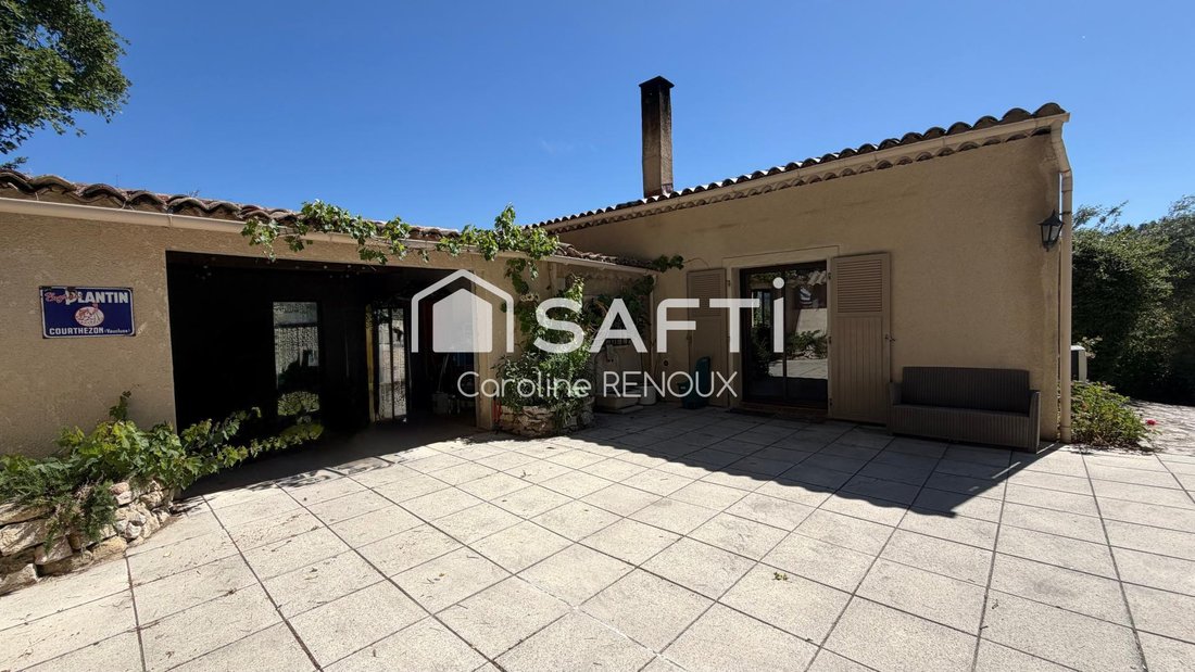 House in Cadenet, Provence-Alpes-Côte d'Azur, France 3 - 17992698