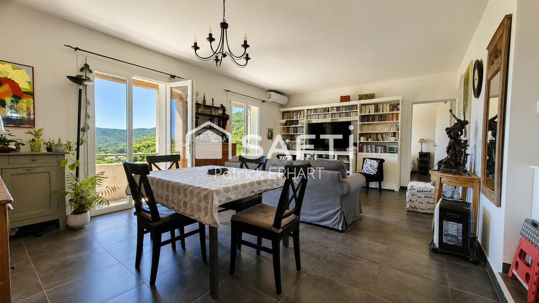 House in Le Plan-de-la-Tour, Provence-Alpes-Côte d'Azur, France 2 - 17992638
