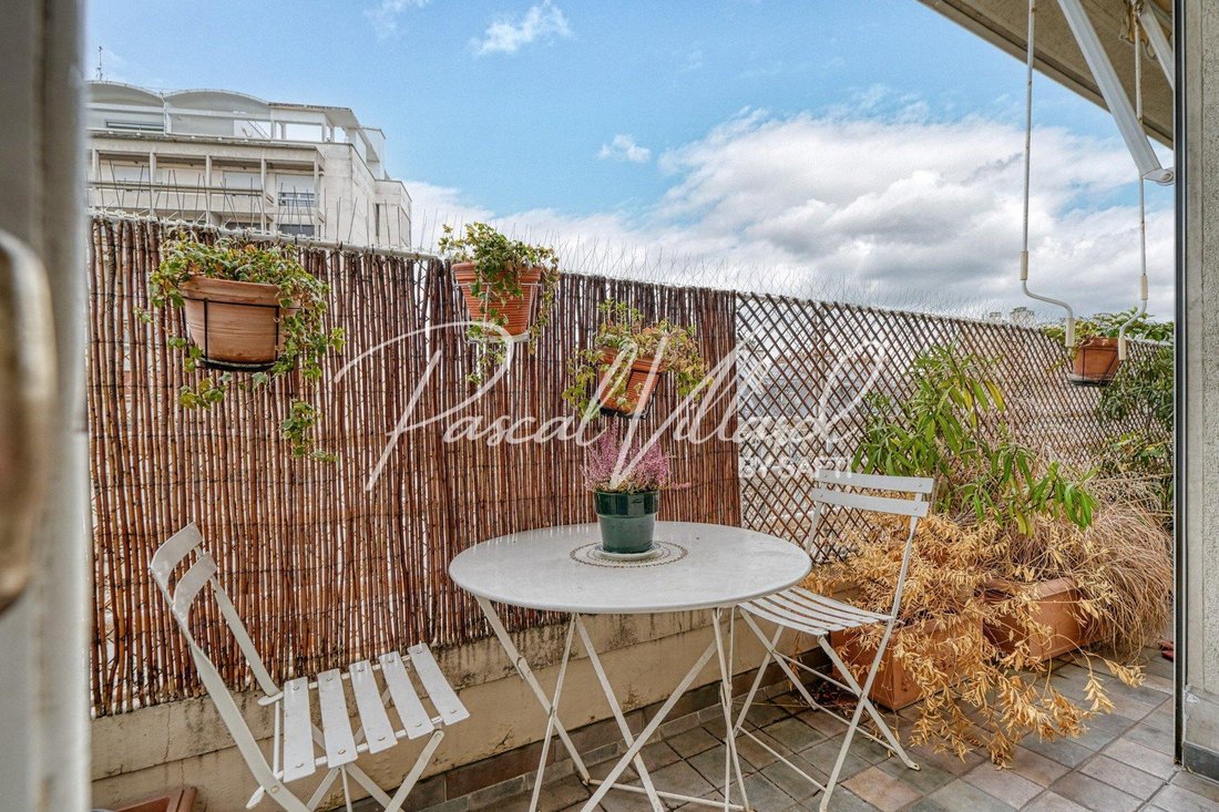 Apartment in Bois de Boulogne, Paris 16e Arrondissement, Paris 4 - 17992626