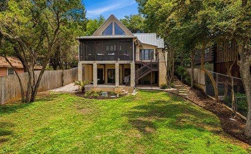 House in Pipe Creek, Texas, United States 1
