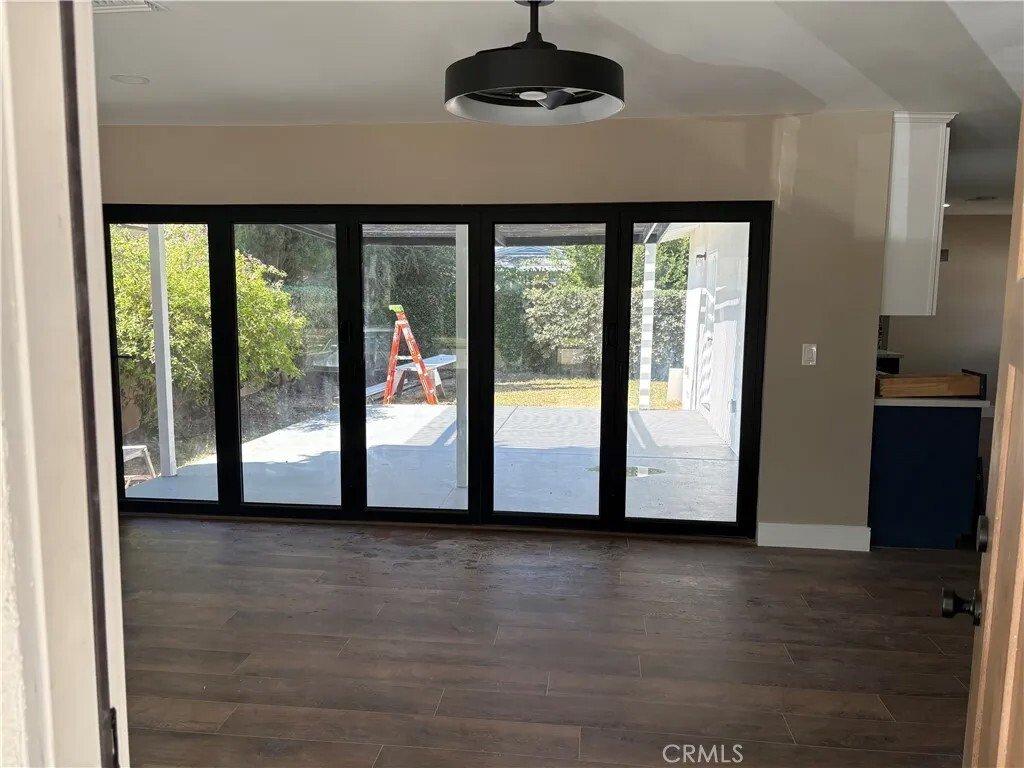 House in Signal Hill, California, United States 4 - 17633453