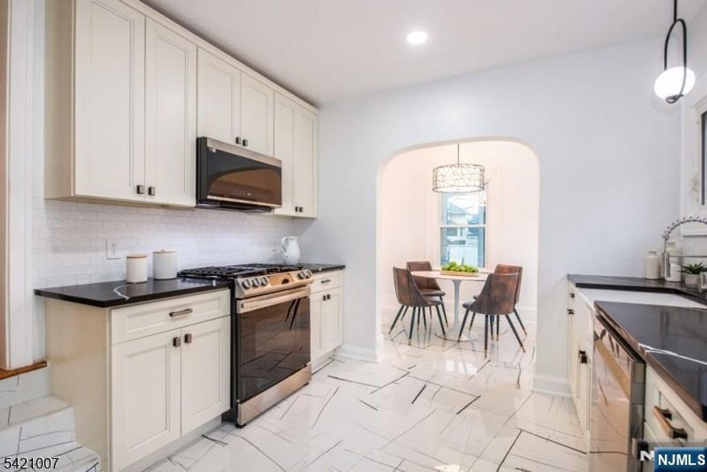 House in South Orange, New Jersey, United States 5 - 17998829