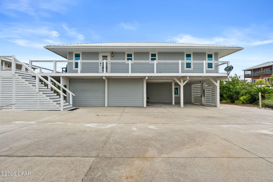 House in Port St. Joe, Florida, United States 2 - 17994313