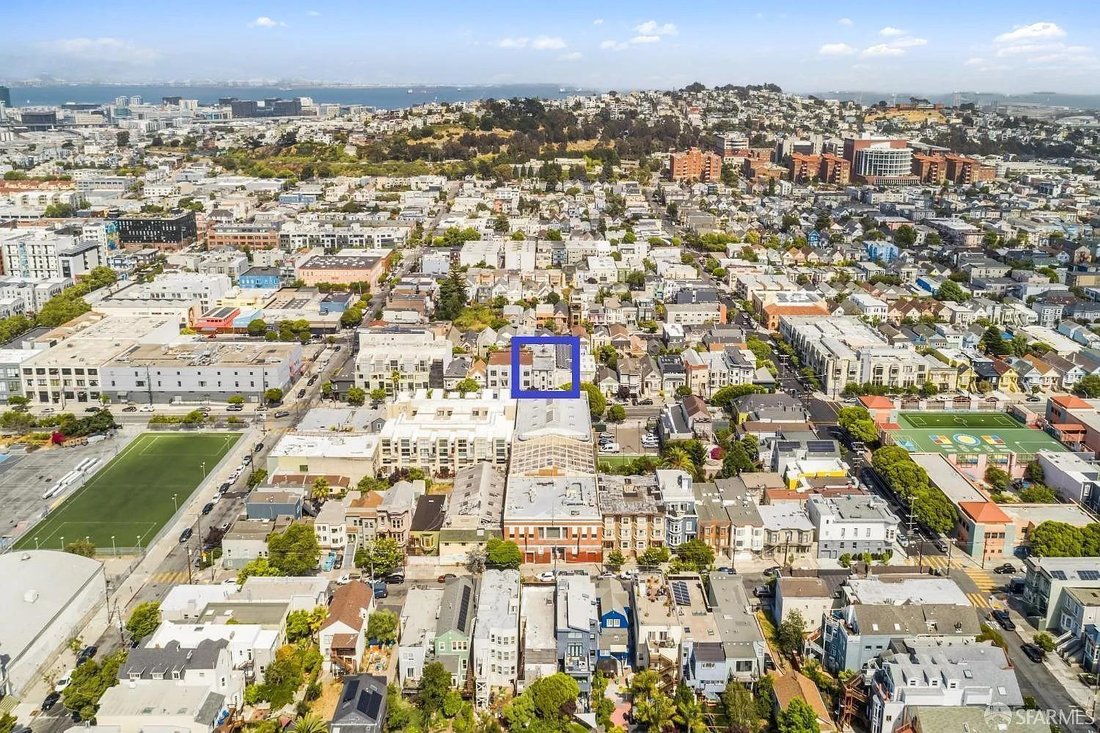 San Francisco, California, United States 5 - 17999015