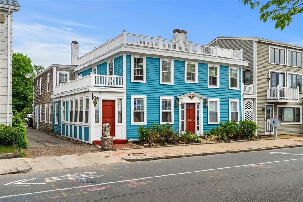 House in Gloucester, Massachusetts, United States 3 - 17998652