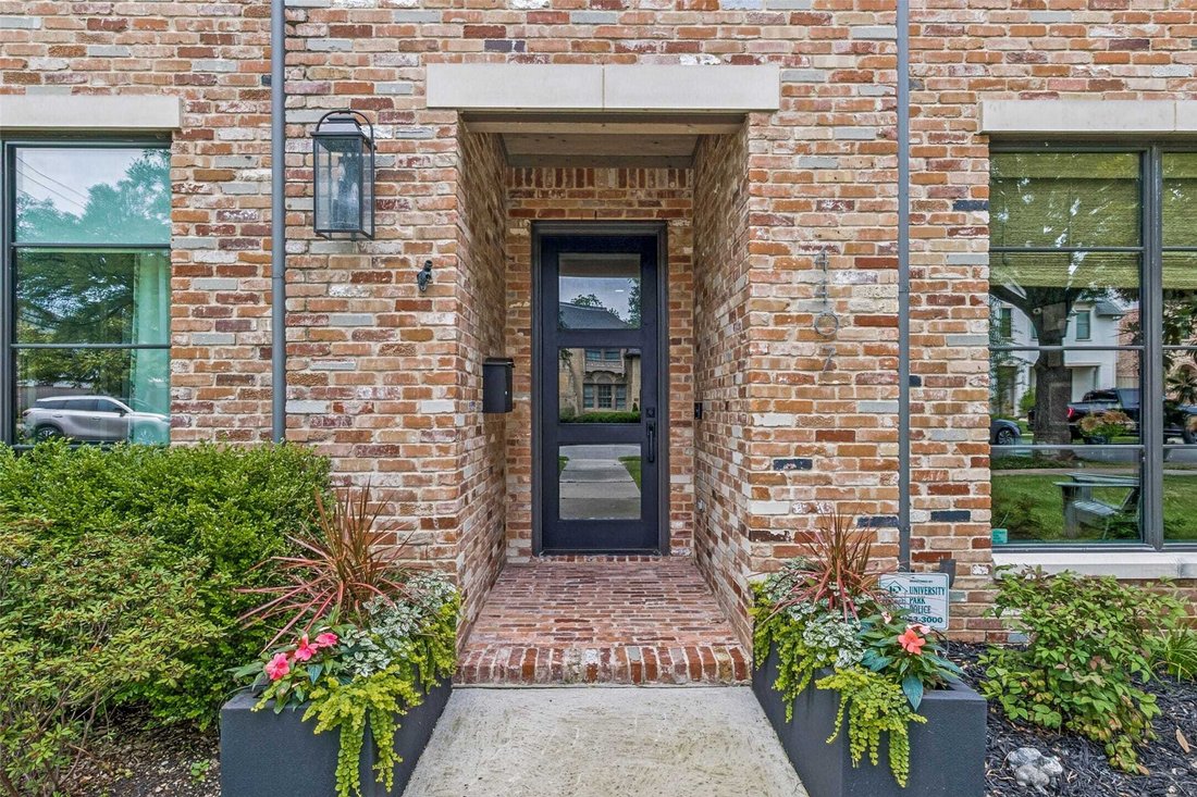House in Dallas, Texas, United States 2 - 17995613