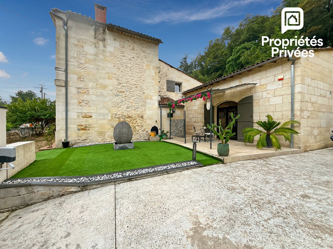 Villa in Cambes, Nouvelle-Aquitaine, France 4 - 17992268