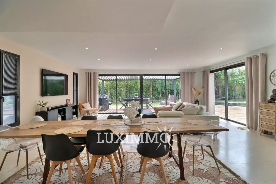 Villa in Mougins, Provence-Alpes-Côte d'Azur, France 5 - 17992975