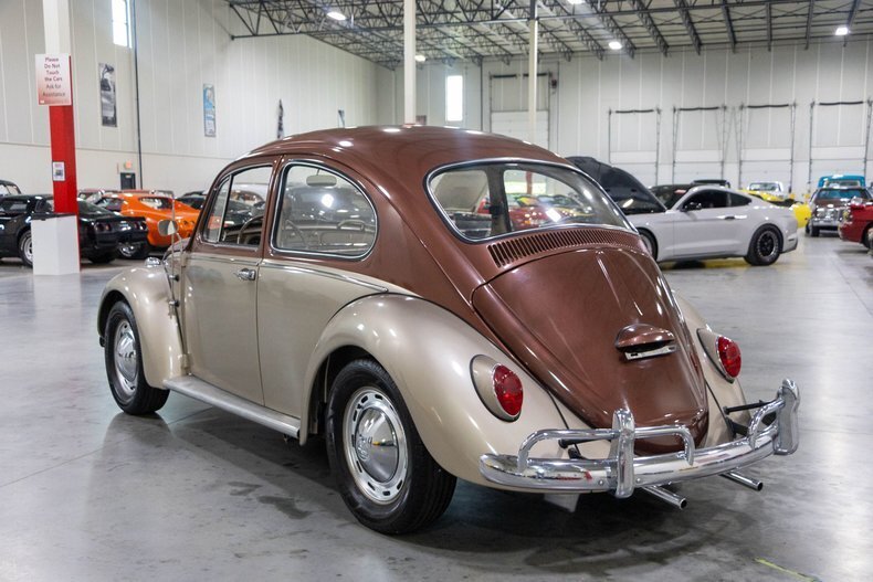Coupe in Plainfield, United States 4 - 17991346