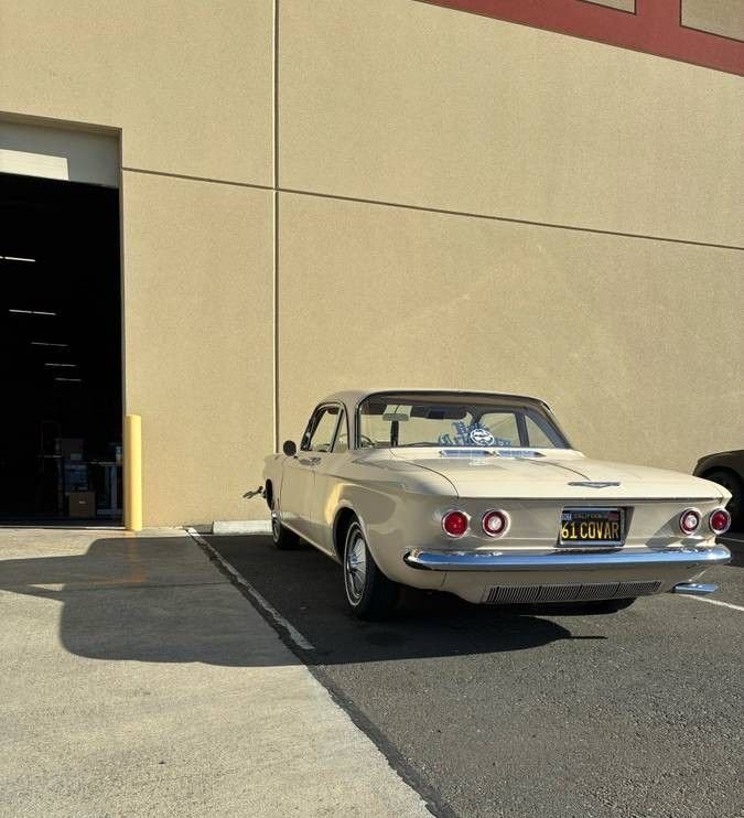 Coupe in Glendale, United States 2 - 17990988