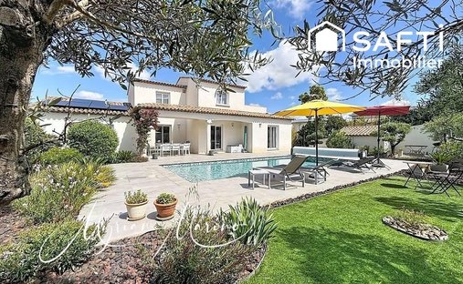Maison à Fréjus, Provence-Alpes-Côte d'Azur, France 1