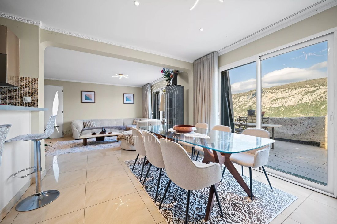 House in Gilette, Provence-Alpes-Côte d'Azur, France 4 - 17694304