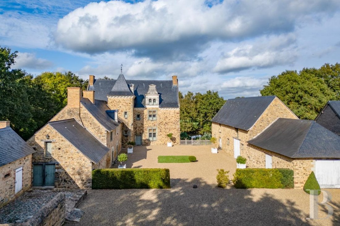 Castle in Château-Gontier, Chateau-Gontier-sur-Mayenne, France 2 - 14945178