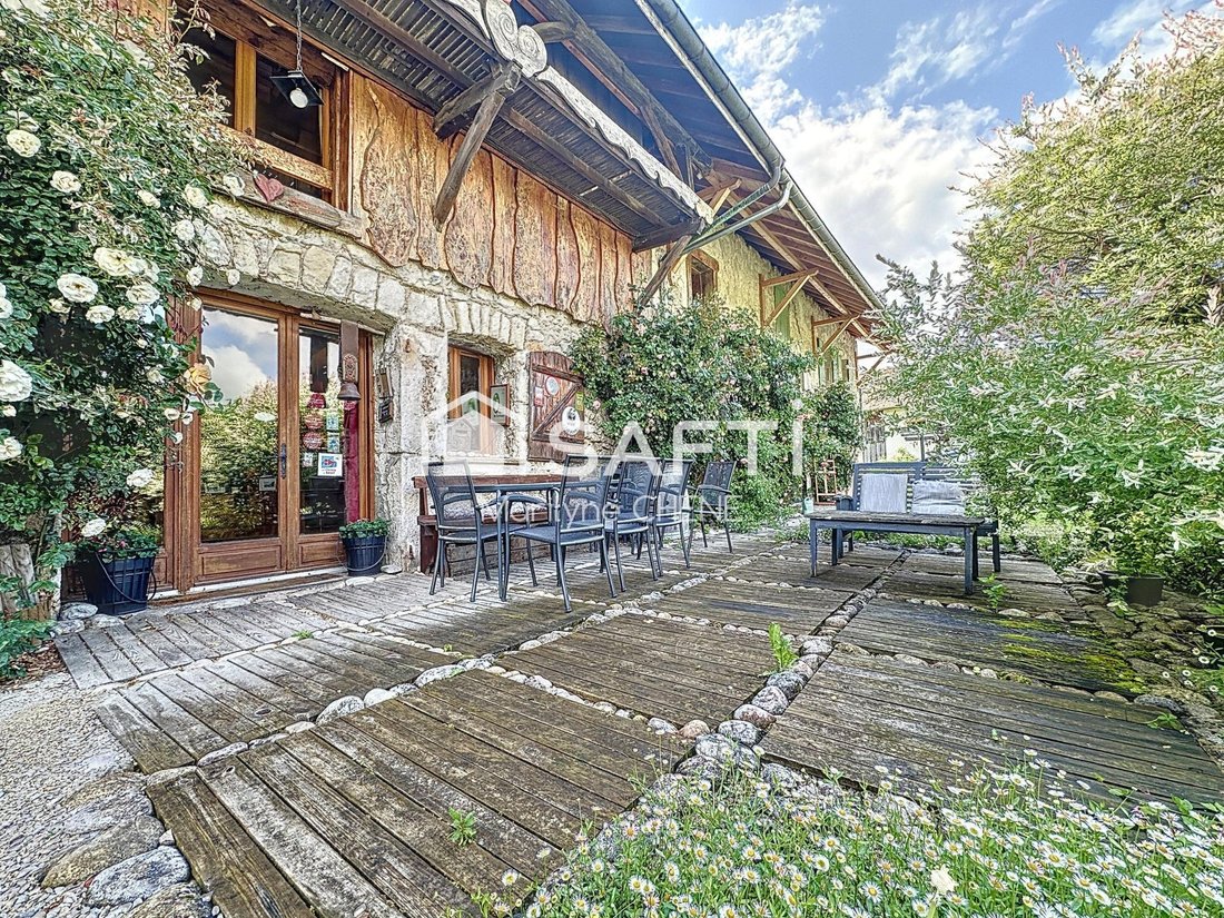 House in Arrondissement of Chambery, Auvergne-Rhône-Alpes, France 4 - 17992645