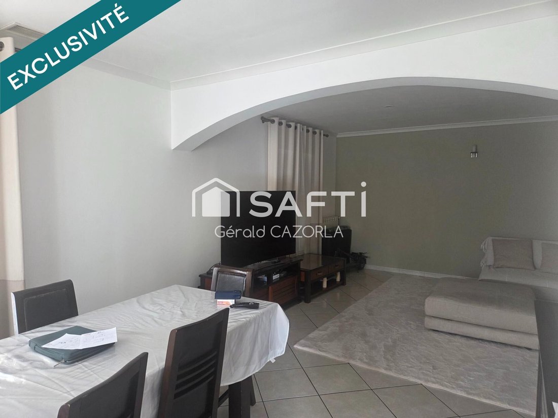 House in Centre Ville, Castries, France 4 - 17992675