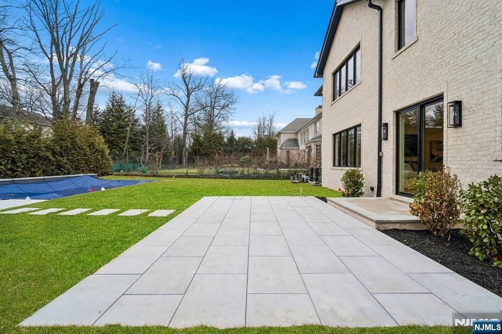 House in Englewood Cliffs, New Jersey, United States 3 - 17998881