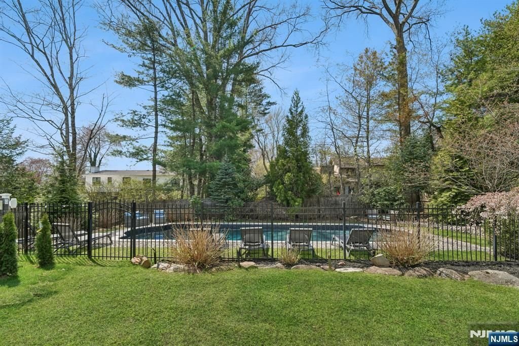 House in Demarest, New Jersey, United States 3 - 17998912