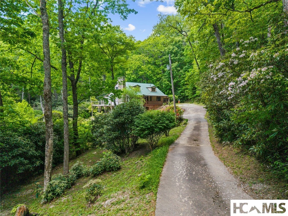 House in Highlands, North Carolina, United States 2 - 17992944