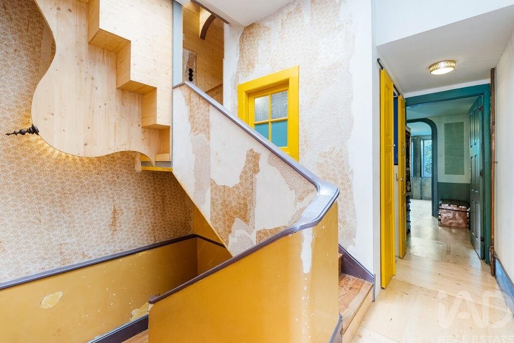 Townhouse in Cedofeita, Santo Ildefonso, Se, Miragaia, Sao Nicolau e Vitoria, Porto District, Portugal 2 - 17992475