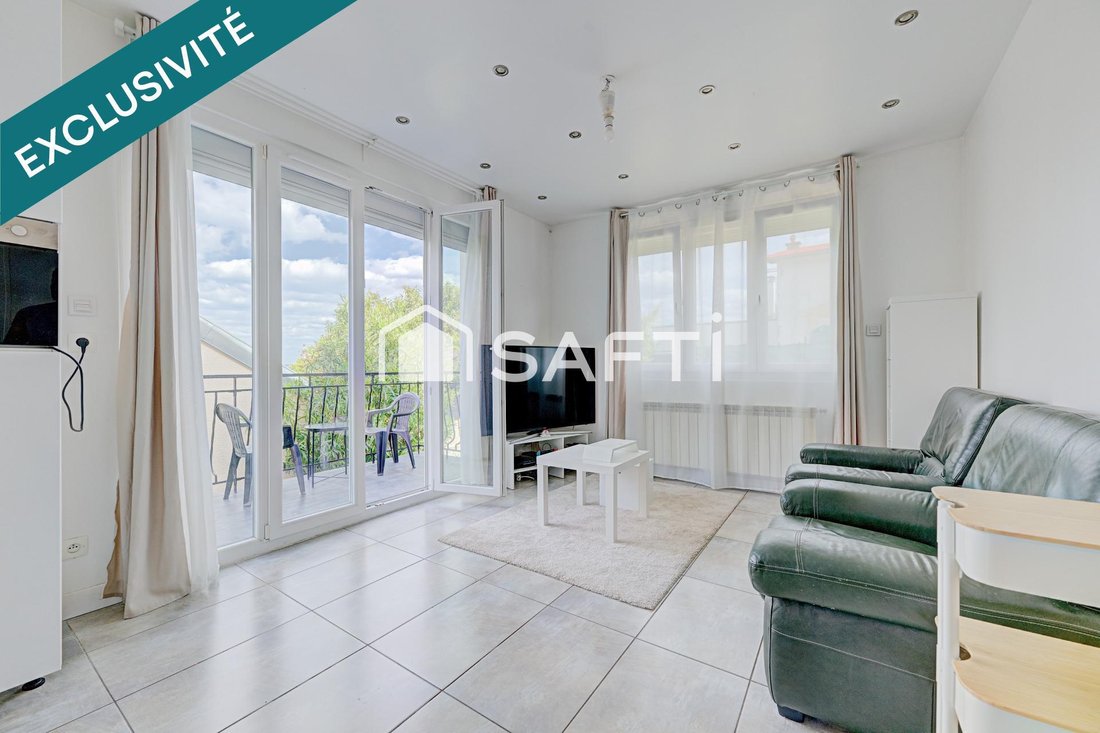 House in Vitry-sur-Seine, Ile-de-France, France 1 - 17992653