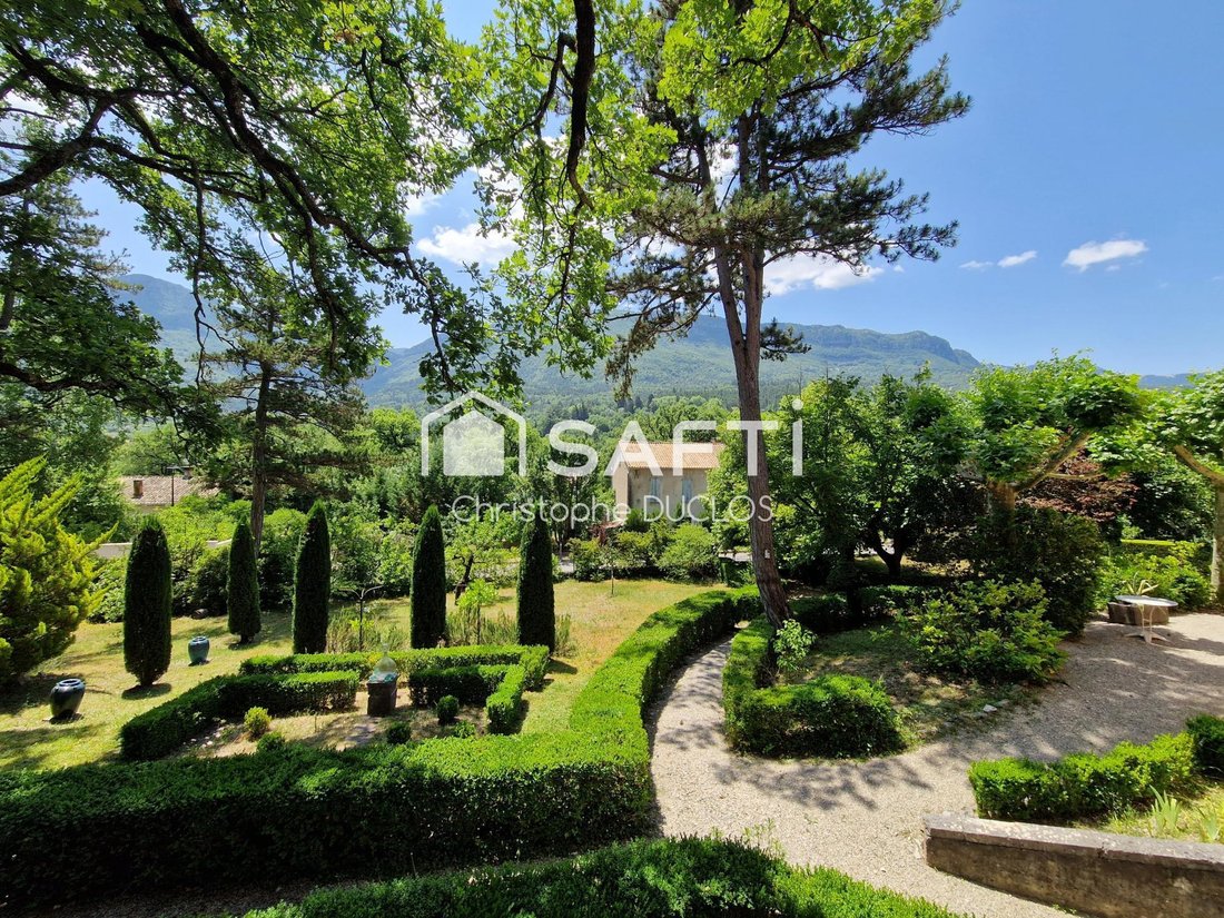 House in Noyers-sur-Jabron, Provence-Alpes-Côte d'Azur, France 3 - 17992647