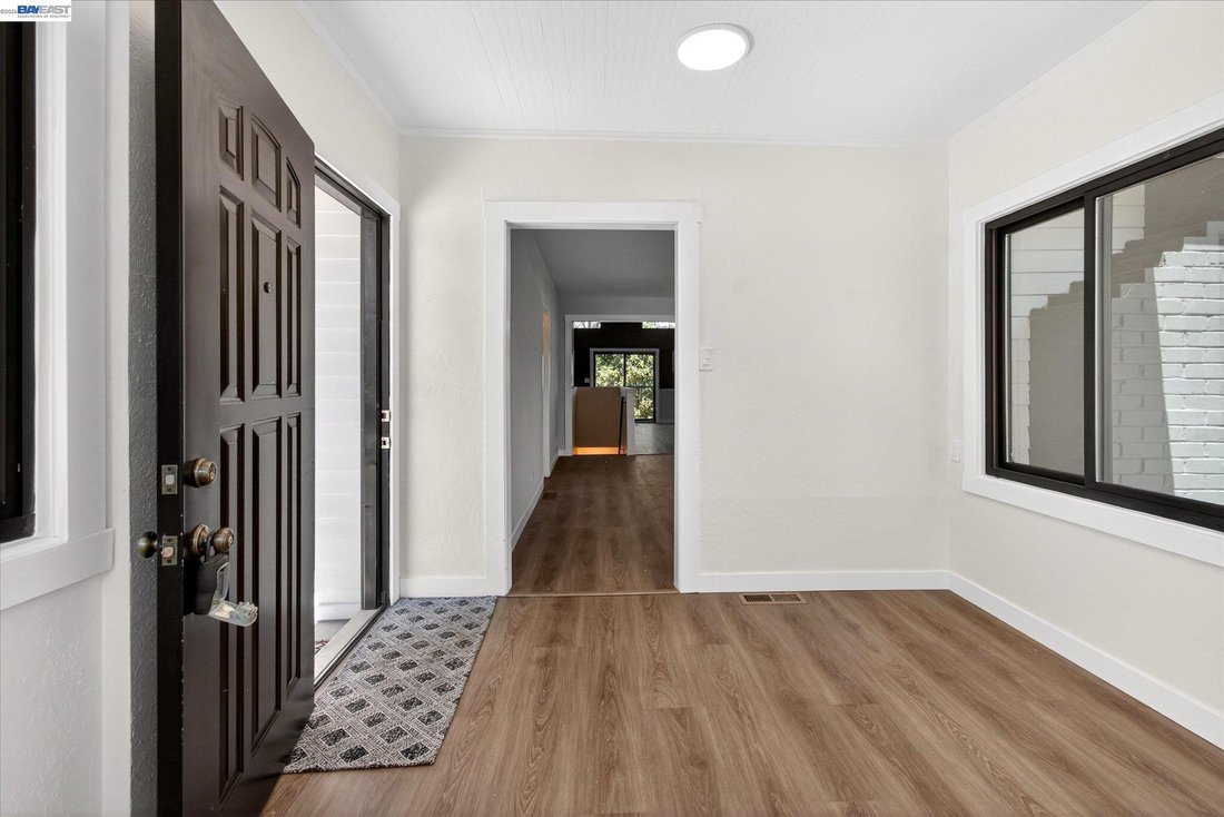 House in Hayward, California, United States 4 - 17994424