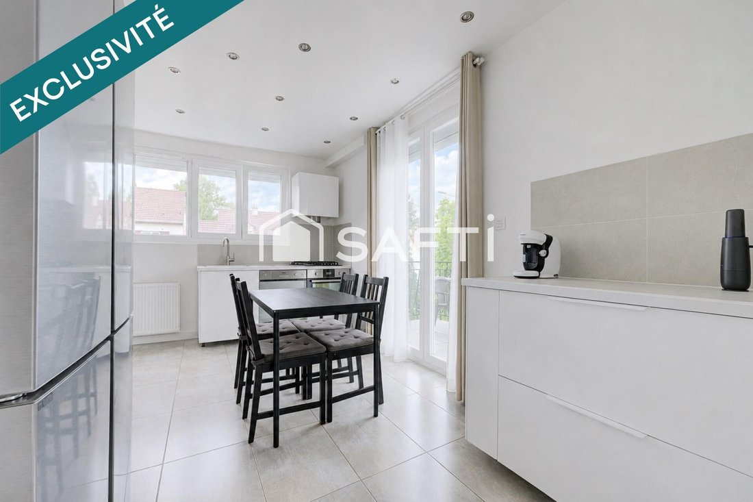 House in Vitry-sur-Seine, Ile-de-France, France 5 - 17992653